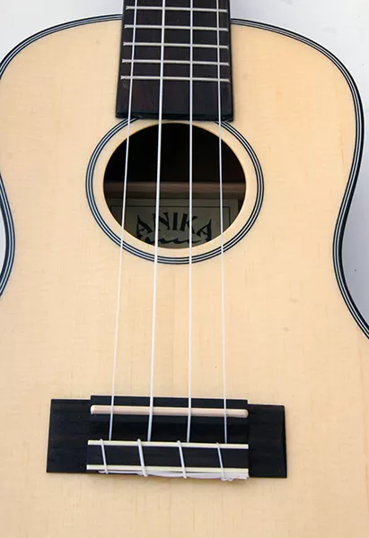 USCSE/C1S Solid Spruce Special Edition Укулеле концертный, Hohner