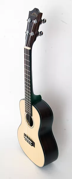 USCSE/C1S Solid Spruce Special Edition Укулеле концертный, Hohner