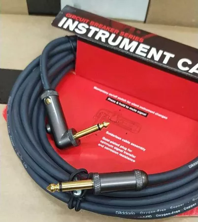 Circuit Breaker Инструментальный кабель, с выключателем, 6.1м, угловой, Planet Waves, PW-AGRA-20