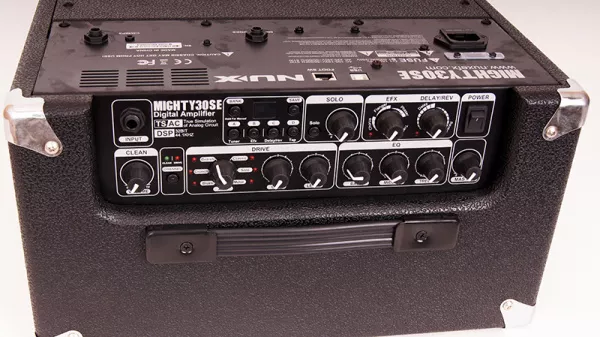 Mighty30SE Комбоусилитель гитарный, Nux Cherub