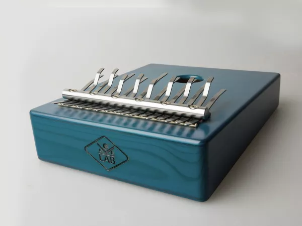 Калимба каримба 17, Saregama, большая, синяя, Kalimba LAB, KL-A-K17BSPM-N  рис.2 
