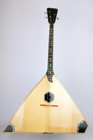 F207 Балалайка бас, 3-струнная, 3-й категории, Форест-М