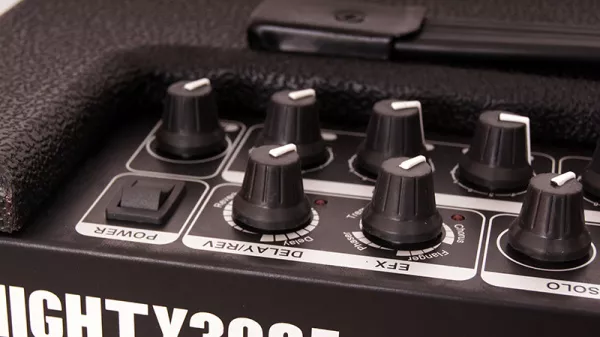 Mighty30SE Комбоусилитель гитарный, Nux Cherub