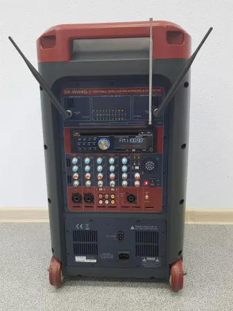 WI08D-1 Комплект акустической системы, микшер, усилитель, радиомикрофоны 2шт, 65Вт, Soundking