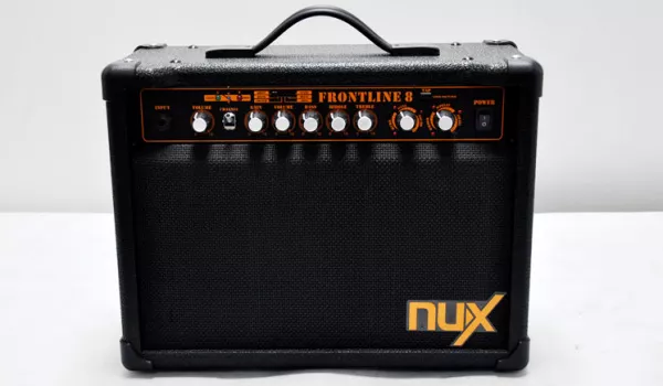 Frontline-8 Цифровой гитарный комбоусилитель Nux Cherub