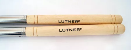 SV6 Щетки для барабана пластиковые, деревянная ручка Lutner
