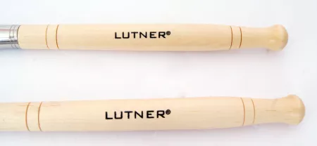 SV601 Щетки для барабана пластиковые, деревянная ручка Lutner