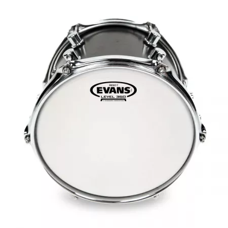 BD22MX2W MX2 White Пластик для маршевого бас-барабана 22