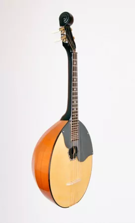F304 Домра малая, 4-струнная, 3-й категории, Форест-М