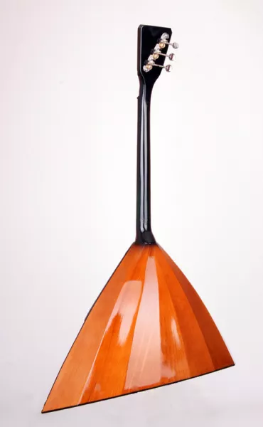 F204 Балалайка альт, 3-струнная, 3-й категории, Форест-М