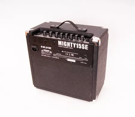 Mighty15SE Комбоусилитель гитарный, Nux Cherub