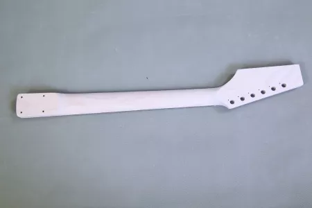 Комплект электрогитары для сборки, Byguitar, GK-SST-10MDO