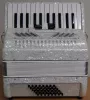 26K48B 3/0 Аккордеон 1/2 Ritmuller Аккордеон, 26 клавиш ,48 басов, 3 регистра Ritmuller