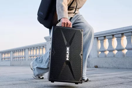 Busking 200FR Комбоусилитель с аккумулятором, 276Вт, Nux, NBA-200FR