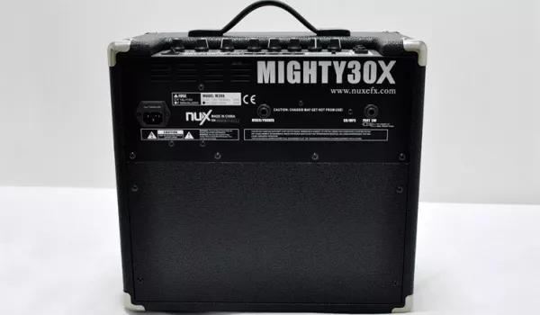 Mighty-30X Цифровой гитарный комбоусилитель Nux Cherub