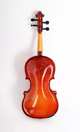 B16-1/8 Скрипка в футляре со смычком Strunal