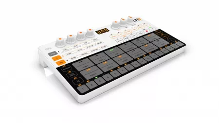 Драм-машина, IK Multimedia, UNO-DRUM