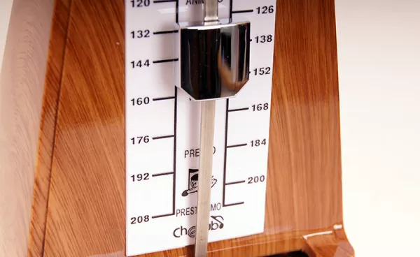 WSM-330WD Метроном механический, цвет дерево, Cherub