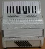 26K48B 3/0 Аккордеон 1/2 Ritmuller Аккордеон, 26 клавиш ,48 басов, 3 регистра Ritmuller