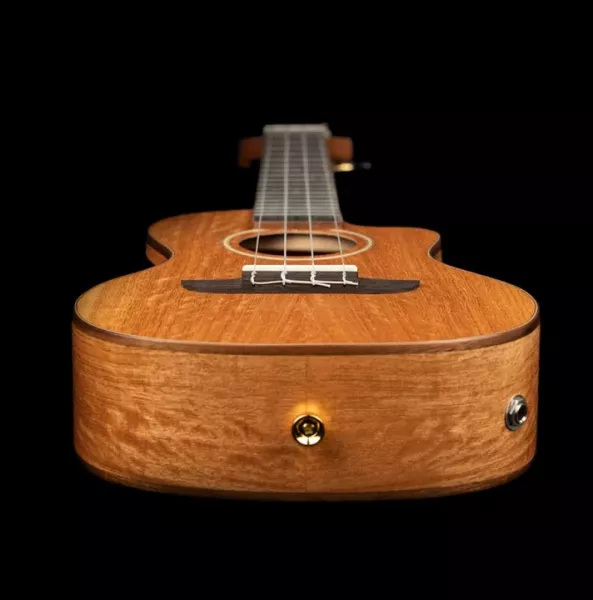 Horizon Series Укулеле концертный, со звукоснимателем, с чехлом, манго, Ortega, RUMG-CE  рис.2 